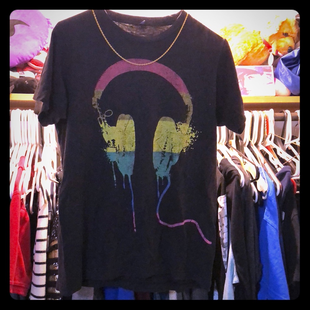 Headphones colorful graphic T. Size small